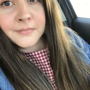 Meet your Posher, Briana